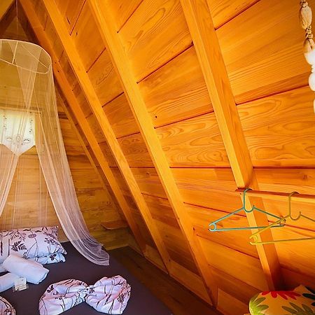 Rooms & Glamping Lana Haus Licko Petrovo Selo Exterior foto