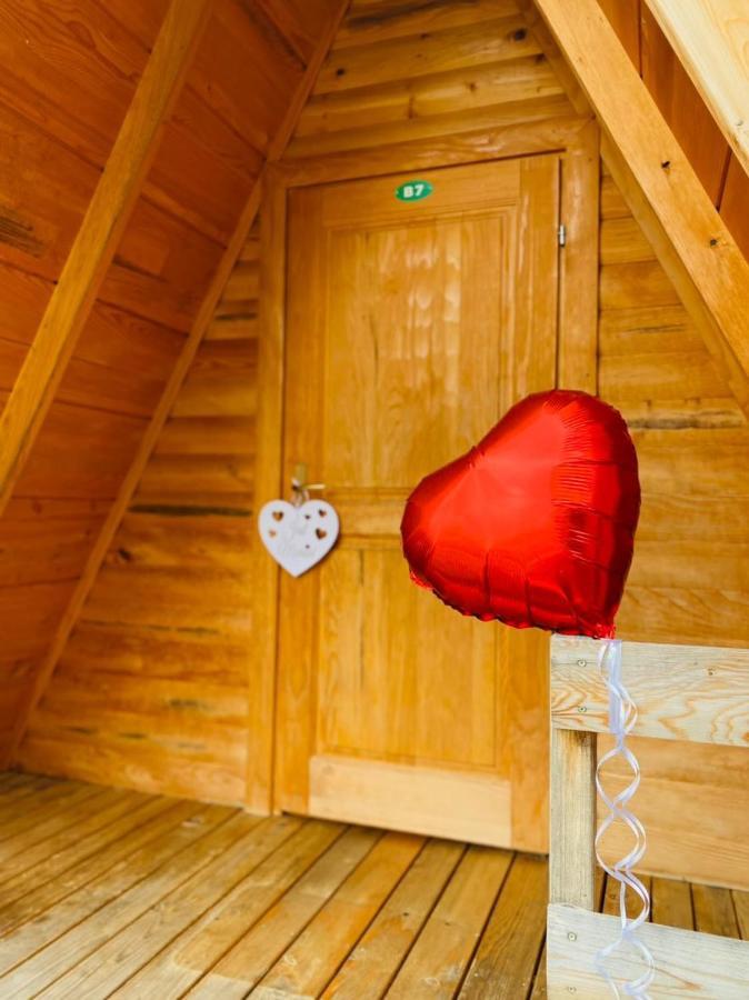 Rooms & Glamping Lana Haus Licko Petrovo Selo Exterior foto